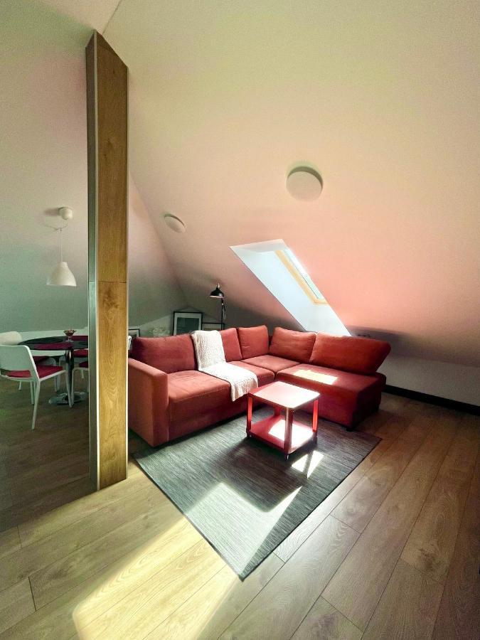 Sky Apartments Kaunas Buitenkant foto